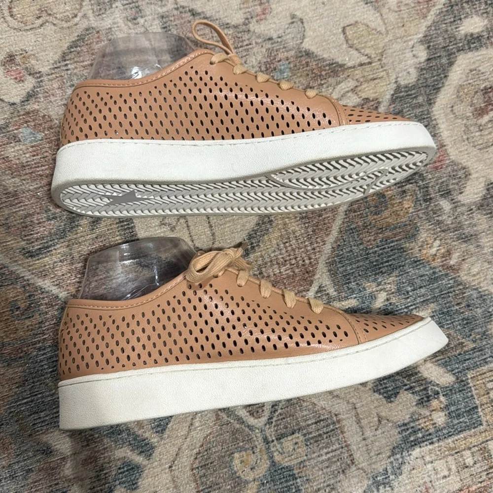 Mi.iM Tan Perforated Lace-Up Sneakers women’s 8.5